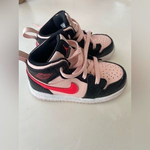 Nike Jordan toddler size 7C